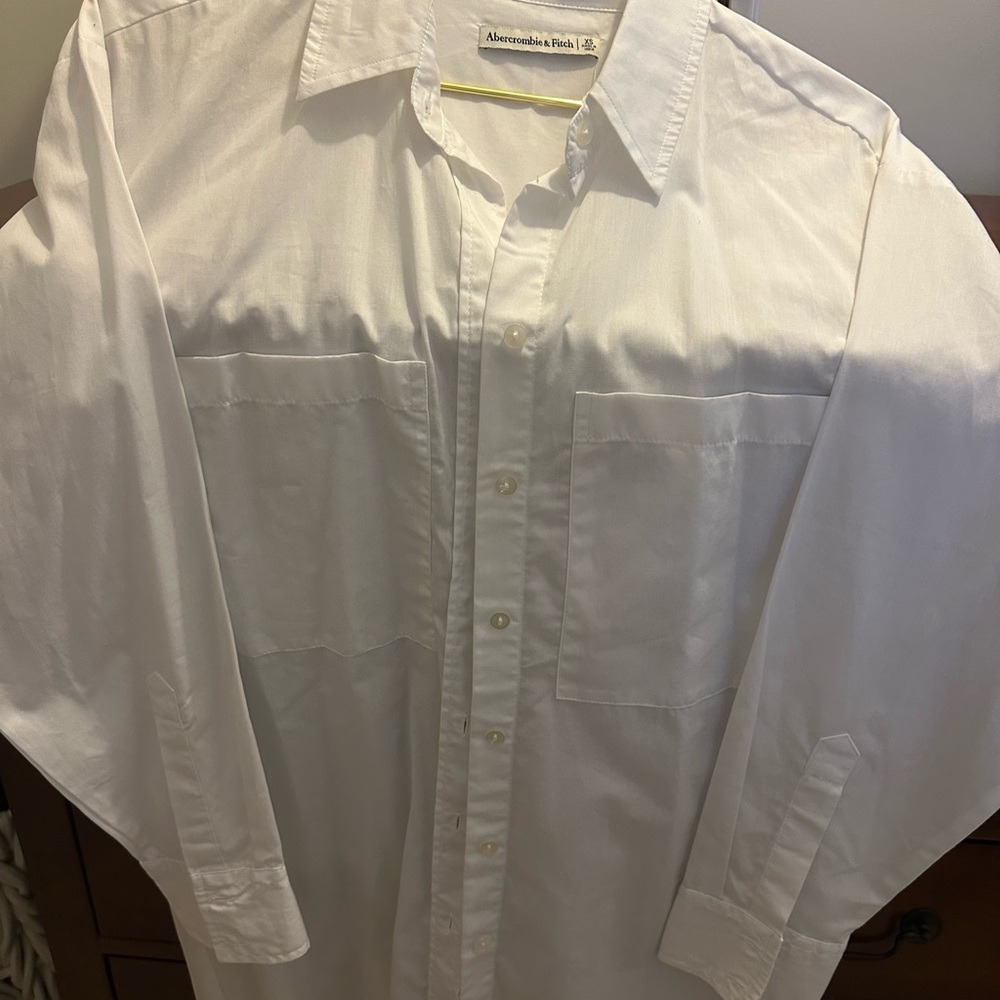 Abercrombie & Fitch Button Down White long Shirt